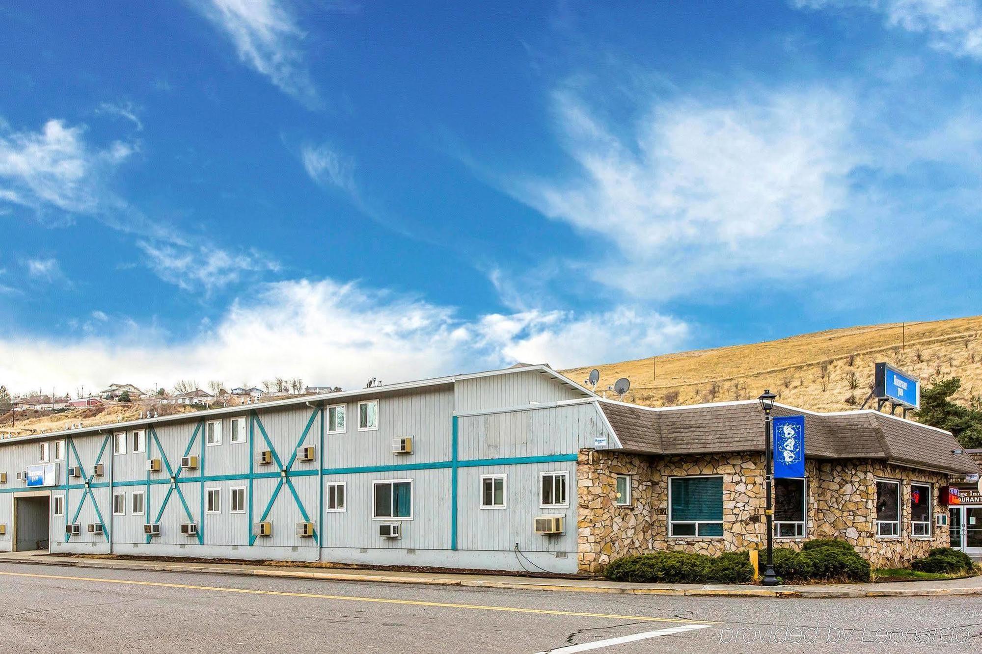 ארלינגטון Rodeway Inn & Suites מראה חיצוני תמונה